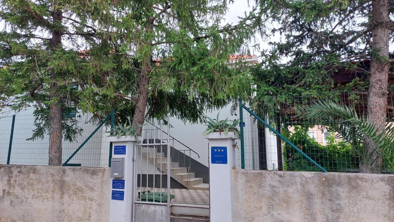 Kaštela Sailing Forever Bungalow מראה חיצוני תמונה